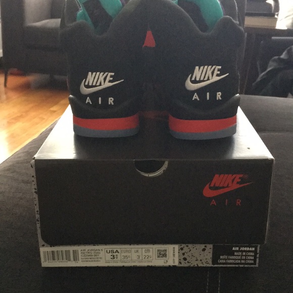 🔥HOT DEAL🔥NIKE AIR JORDAN 5 RETRO - Picture 3 of 7